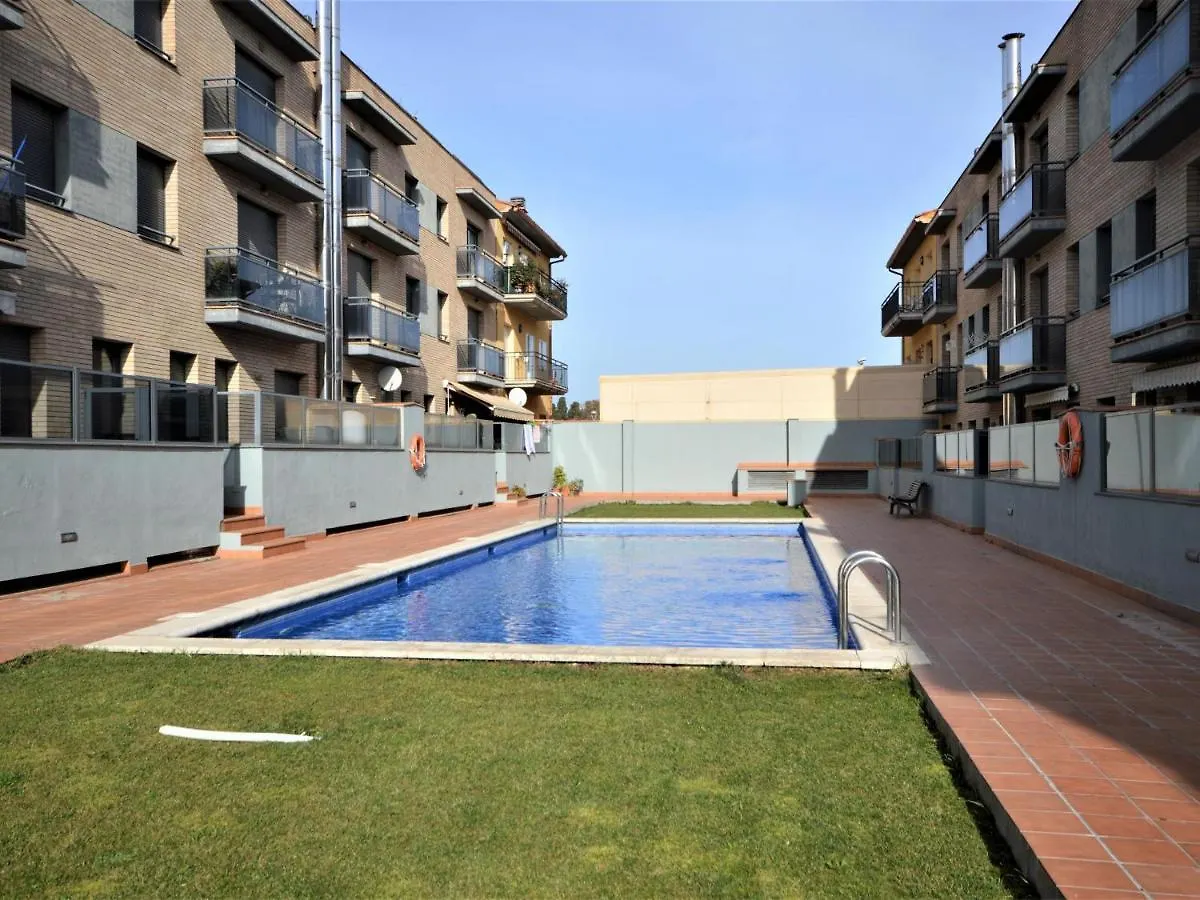 Apartamento En Sant Pere Pescador: 3 Habitaciones, A/A, Jardin Y Piscina Comunitarios - Es-89-122 Apartament